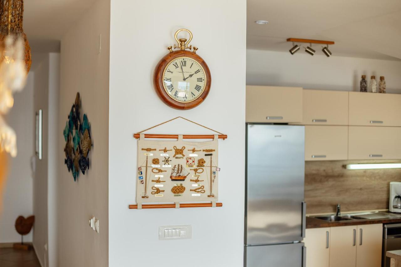 Apartment Penthouse Savina แฮร์เซ็ก-โนวี ภายนอก รูปภาพ