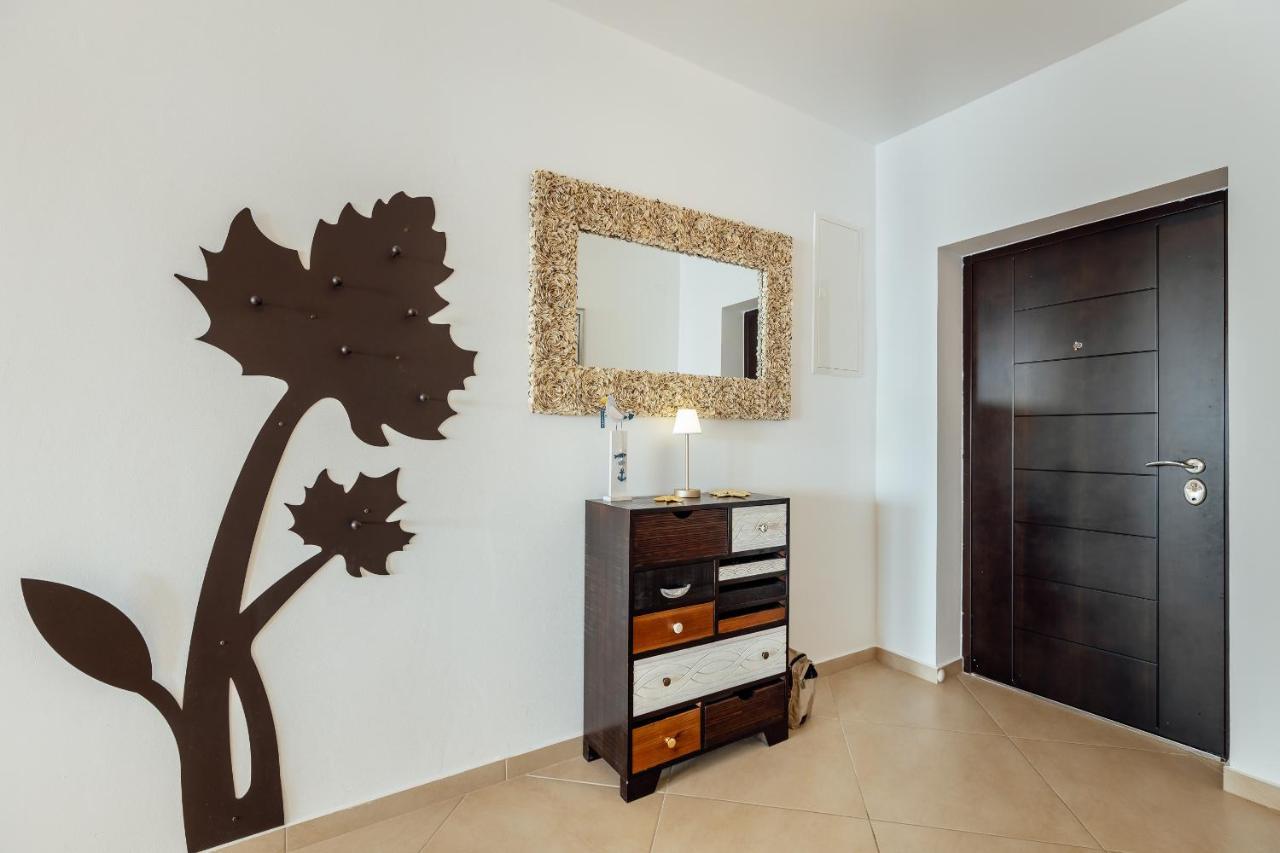 Apartment Penthouse Savina แฮร์เซ็ก-โนวี ภายนอก รูปภาพ