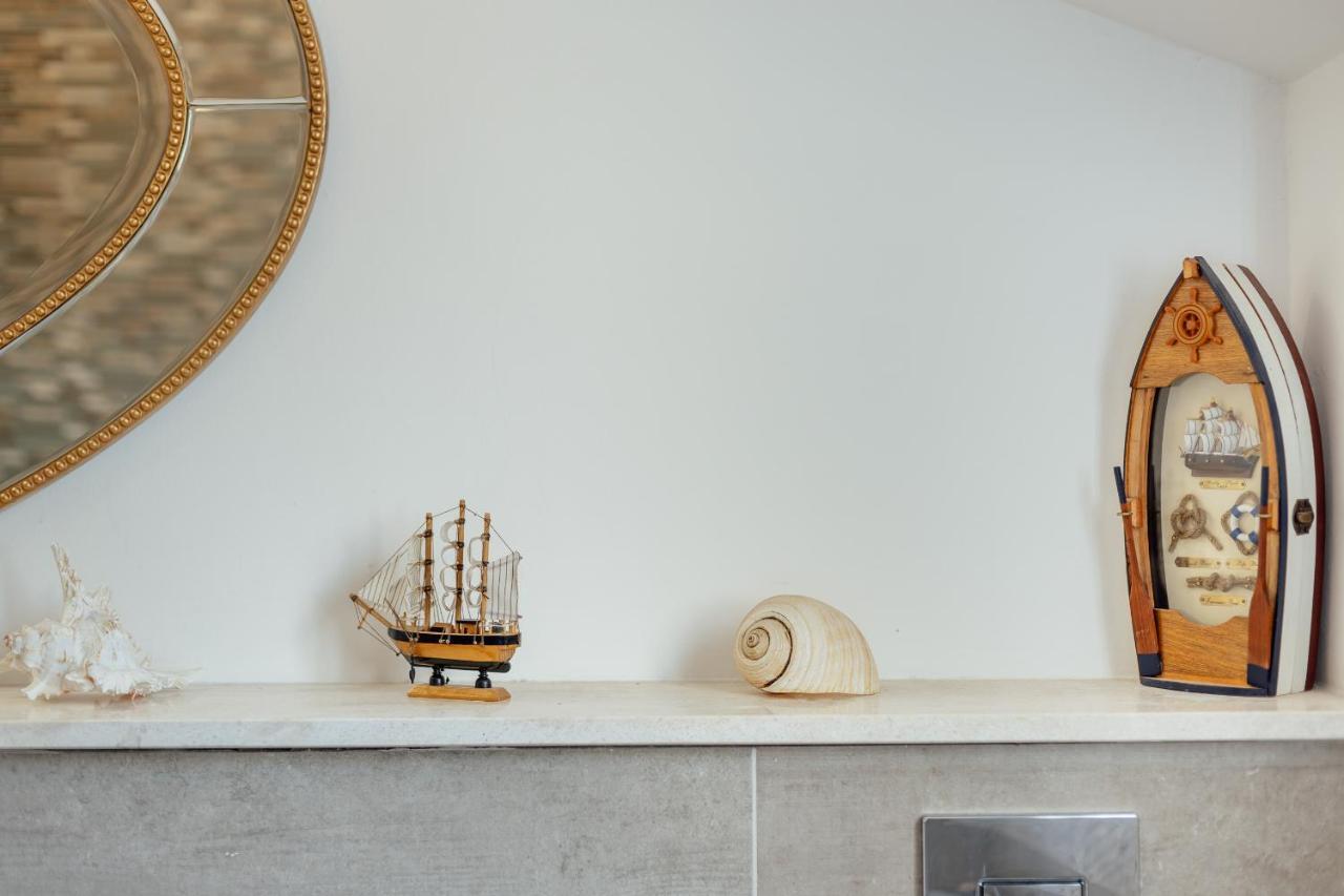 Apartment Penthouse Savina แฮร์เซ็ก-โนวี ภายนอก รูปภาพ